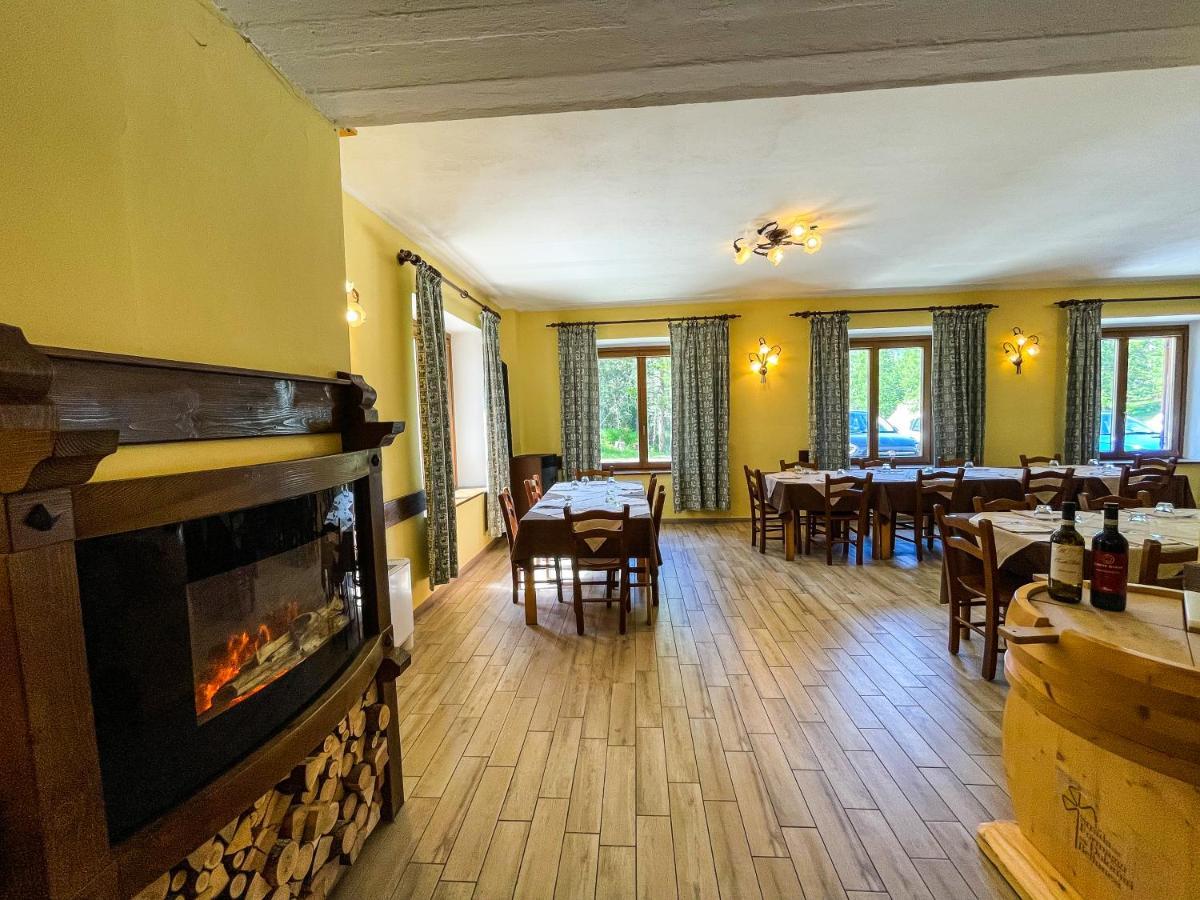 Hotel Al Sasso Di Stria Andraz Luaran gambar