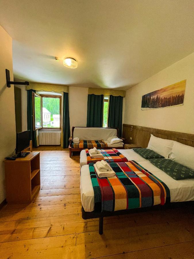 Hotel Al Sasso Di Stria Andraz Luaran gambar