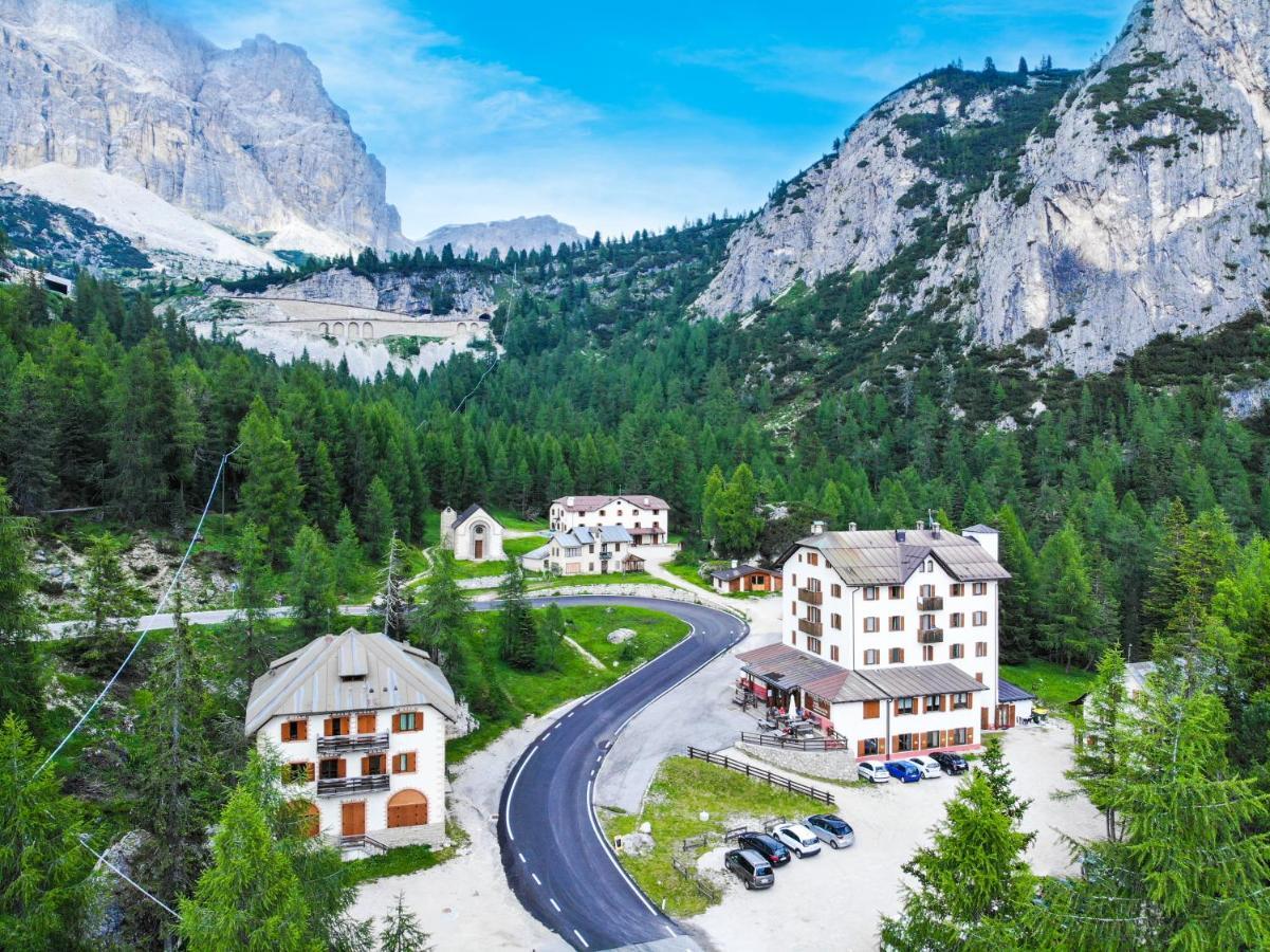 Hotel Al Sasso Di Stria Andraz Luaran gambar