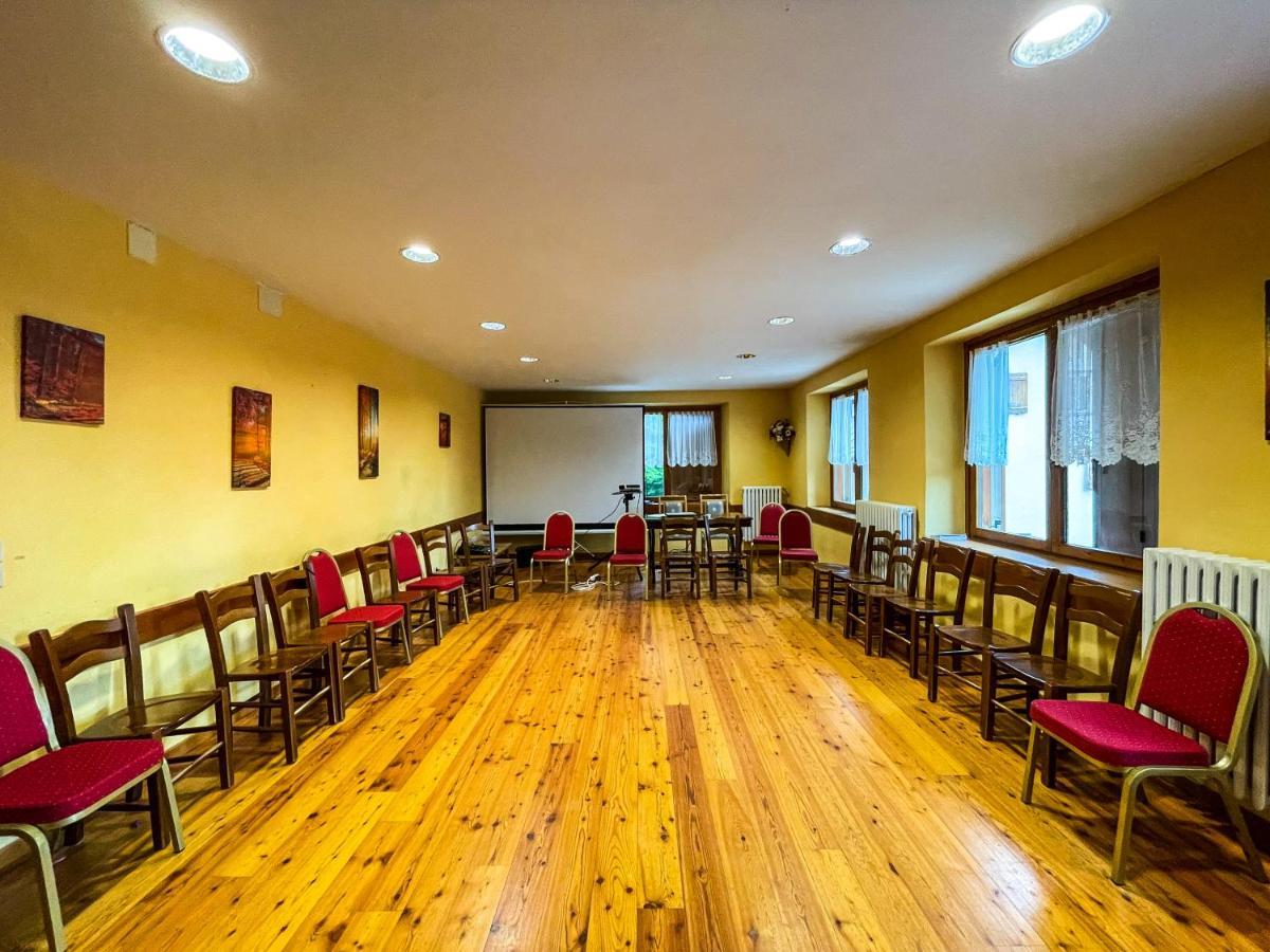 Hotel Al Sasso Di Stria Andraz Luaran gambar