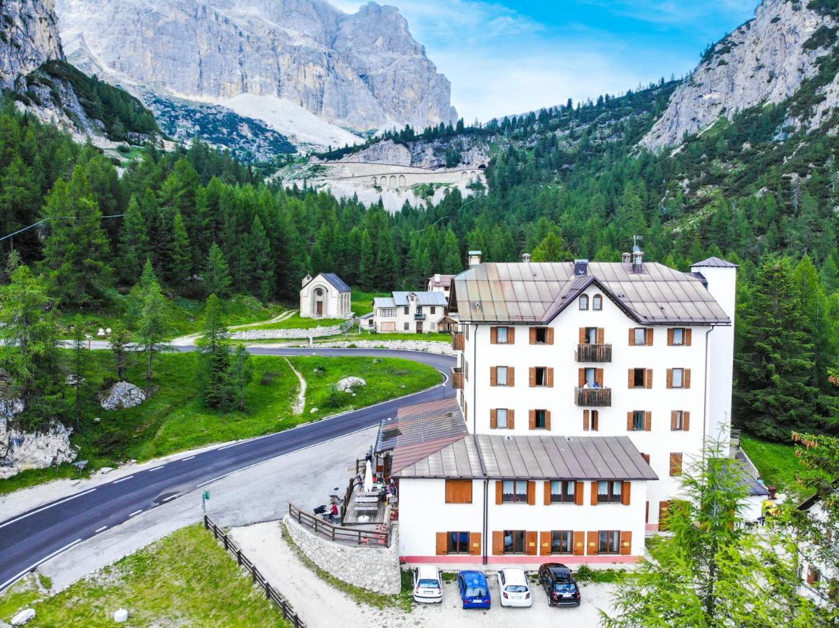 Hotel Al Sasso Di Stria Andraz Luaran gambar