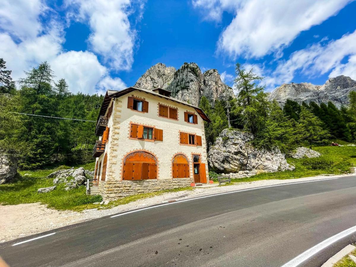 Hotel Al Sasso Di Stria Andraz Luaran gambar